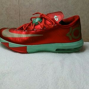 2013 KD 6 'Christmas ' Kevin Durant Sneakers